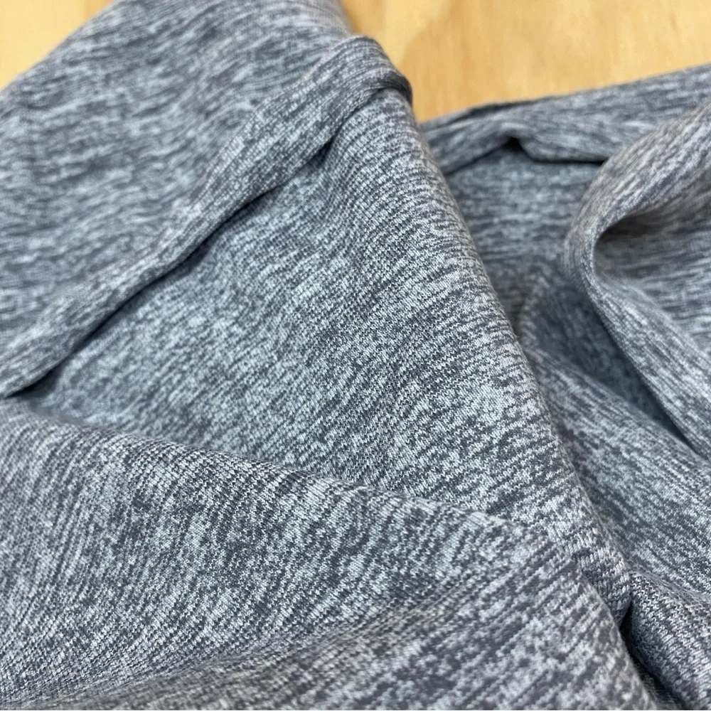 Ivivva by Lululemon Village Chill Scarf
